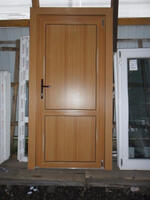 Дверь ПВХ с двухсторонней ламинацией с сандвич-панелями